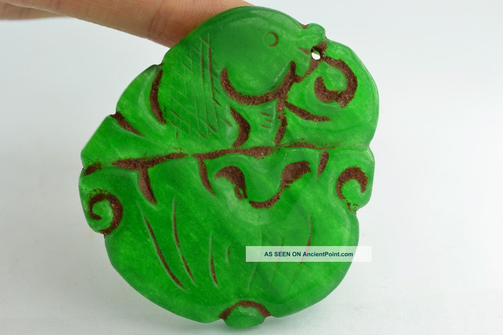China Rare Collectibles Old Decorated Handwork Jade Carving Fish Pendant Uncategorized photo