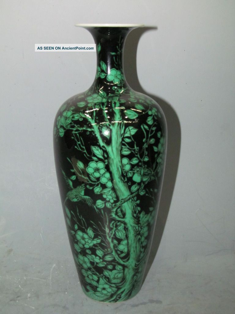 Fine Chinese Famille Rose Porcelain Flowers & Birds Vase Vases photo