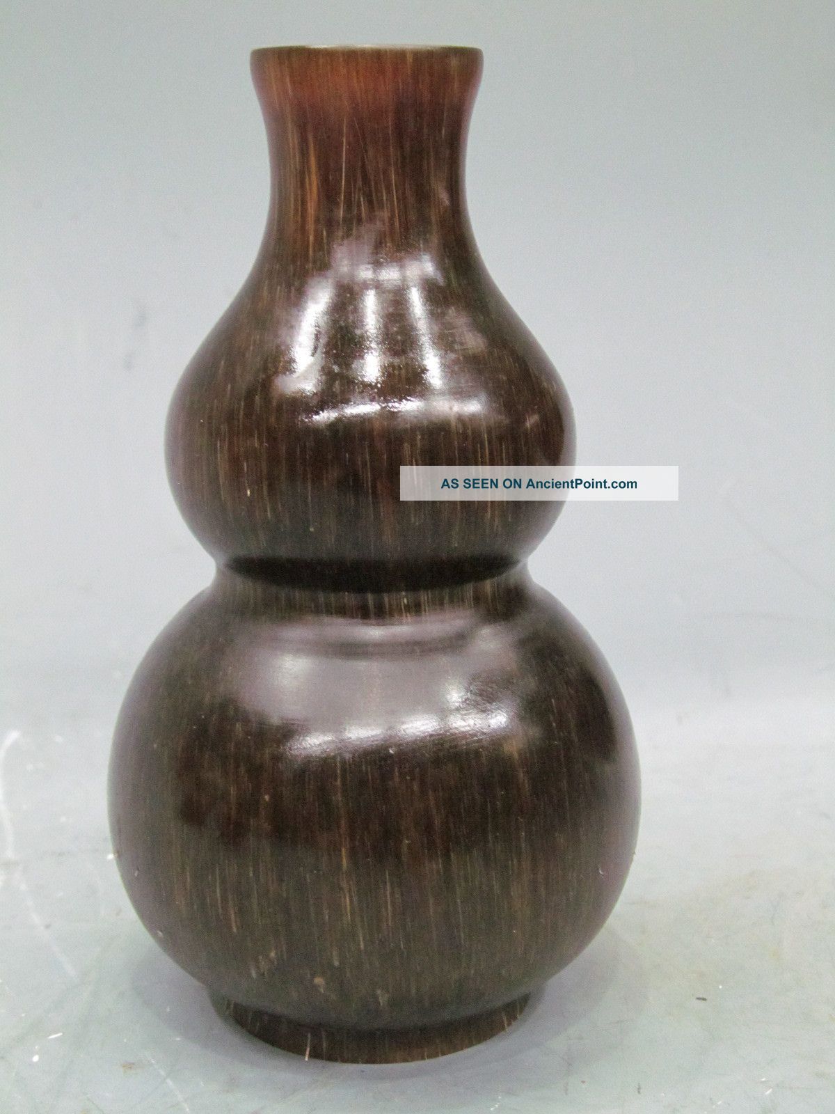 Chinese Ox Horn Carving Gourd Vase Vases photo