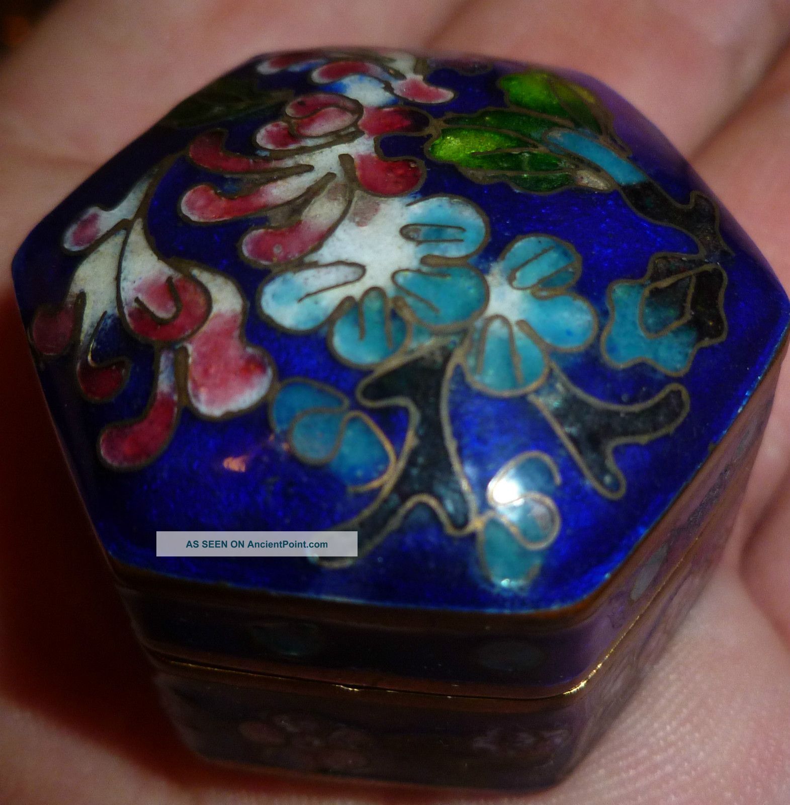 Good Chinese Enamelled Cloisonne Pill Box C19th No Damage Lovely Item Other photo