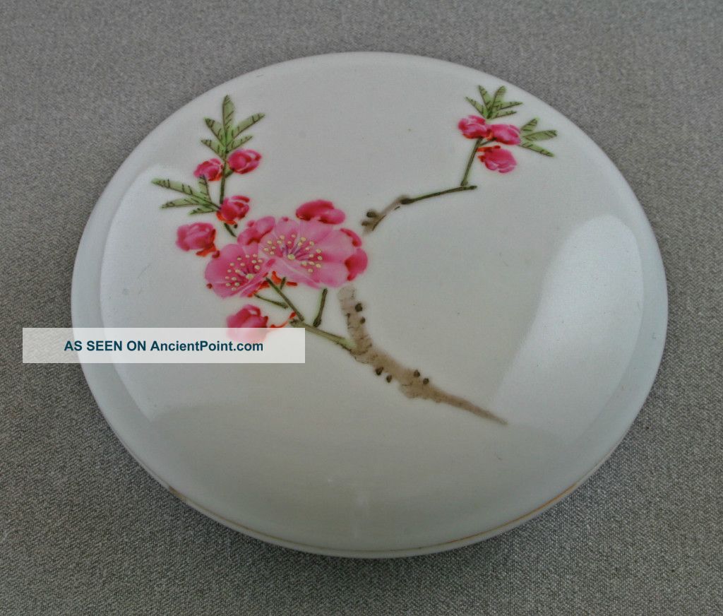 Chinese Porcelain Seal Paste Container Or Kogo With Painting Other photo