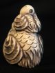 Finely Carved & Inked Ox Bone Netsuke Of Two Pelican Birds Netsuke photo 3