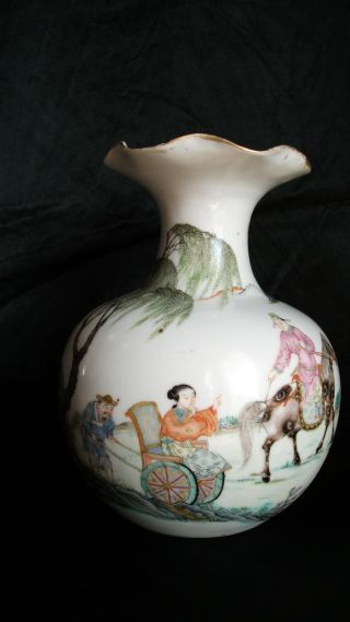 A Very Fine Chinese Porcelain Vase,  Qianlong Mark 19th Century photo