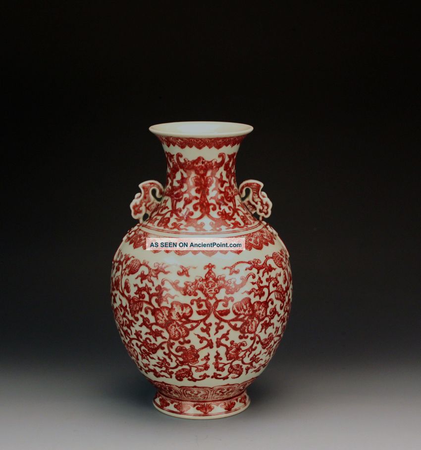 Important Antique Chinese Qianlong Underglazed Red Enamel Floral Porcelain Vase Vases photo