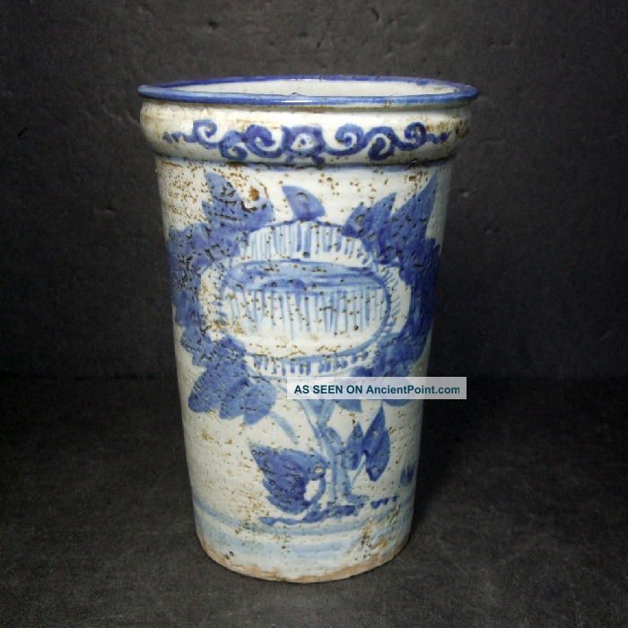 F357: Chinese Old Blue - And - White Porcelain Ware Vase With Flower Design Vases photo