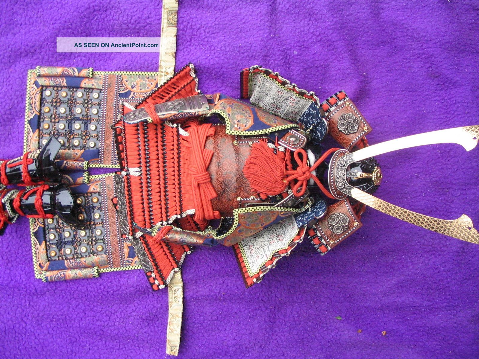 Japan Yoroi Kabuto Armor For Boy`s Day Festival Leather Samurai Helmet 80cm Armor photo