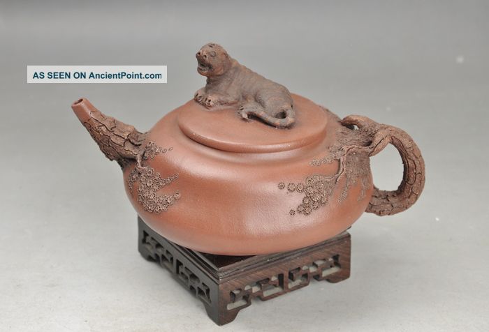 Antique 19th Century Chinese Yixing Teapot Relief 