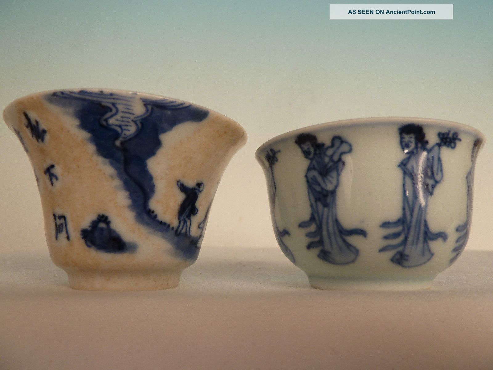 2 Lovely Chinese Blue And White Cups Other photo