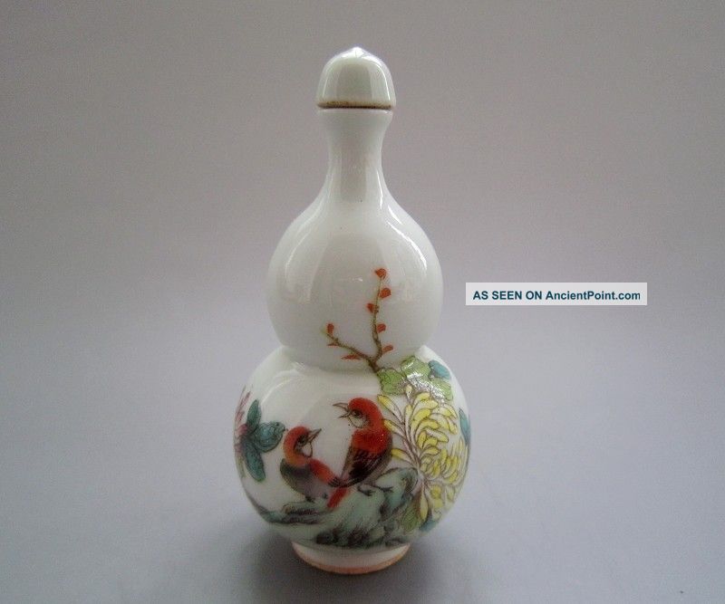 Chinese Handmade Coloured Drawing Ceramic Chrysanthemum Birds Snuff Bottle Snuff Bottles photo