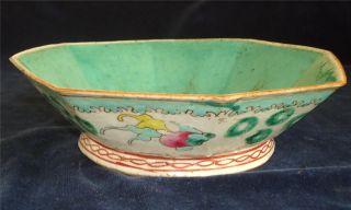 Chinese Antique Bowl Hand Painted And Enameled Design Collectable C1800. photo