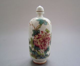 Chinese Handmade Coloured Drawing Ceramic Chrysanthemum Birds Snuff Bottle photo