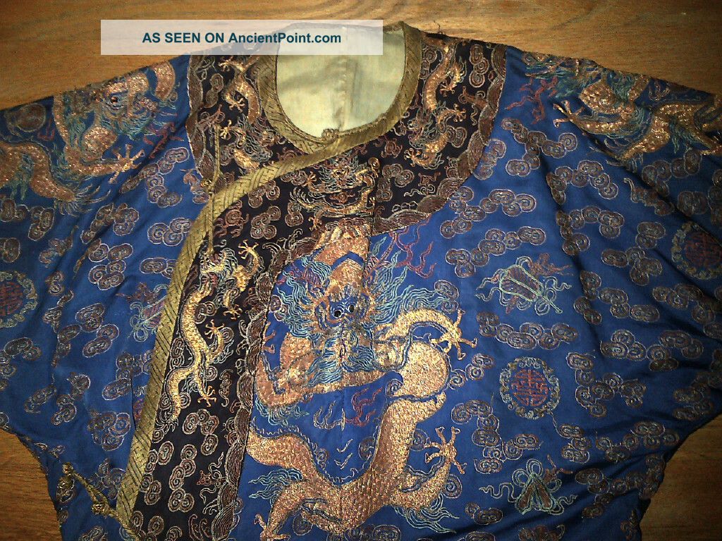 Antique Chinese Robe - Stunning To My Layperson ' S Eyes Robes & Textiles photo