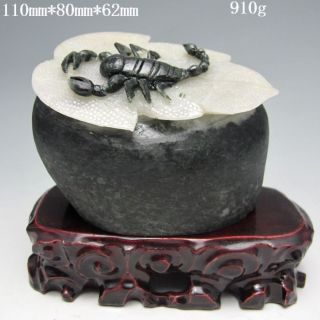 100% Natural Chinese Dushan Jade Hand - Carved Statue - - Scorpion Nr/nc1456 photo