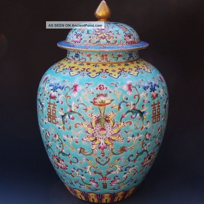 Important Chinese Daoguang Mark & Period Famille Rose Turquoise Enamel Lidded Va Vases photo