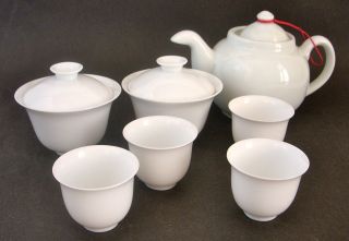 Vintage - Porcelain Bone China Tea Pot & Cups - (7 Pieces) photo