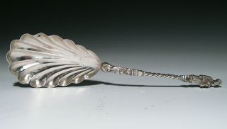 Lovely Old Chinese Silver Scalloped Spoon With Figures - Luen Wo photo