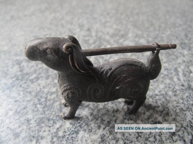Chinese Bronze Ancient Lock Dog Shape Carven Key Unique 18 Other photo