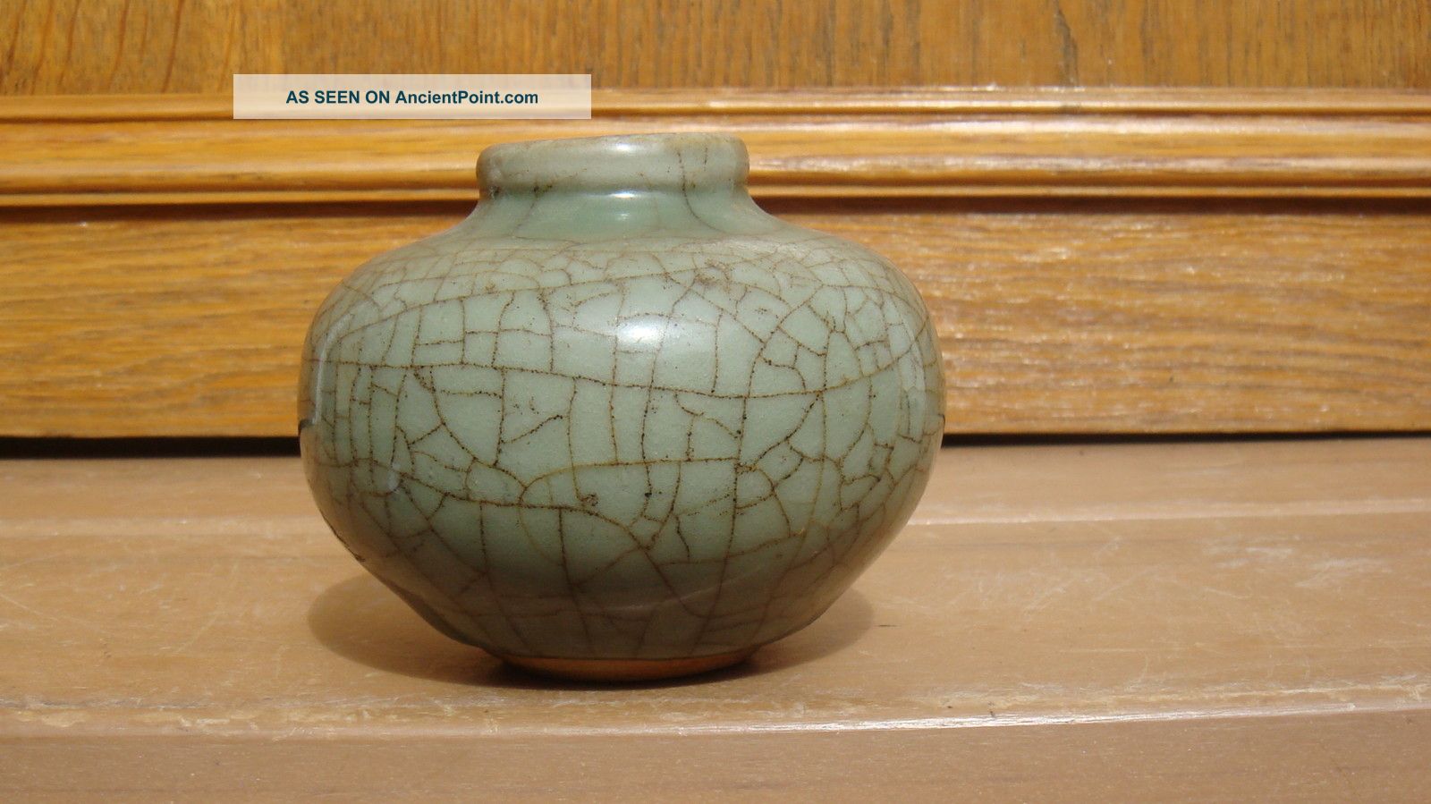 Antique Chinese Asian Song Ming Dynasty Celadon Crackle Jarlet Vase Vases photo