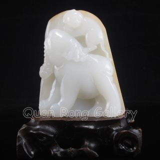 Chinese Hetian Jade Statue - Monkey & Elephantnr photo