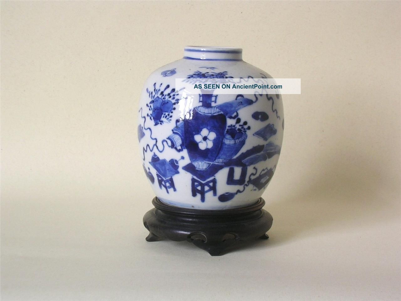 A Chinese Porcelain Blue & White Ginger Jar Vases photo