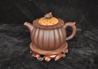Good And Amazing 18th Century Chinese Yixing Teapot photo