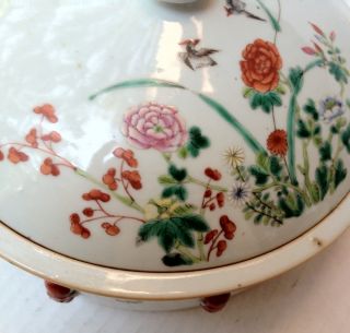 Antique Chinese Porcelain Pot photo