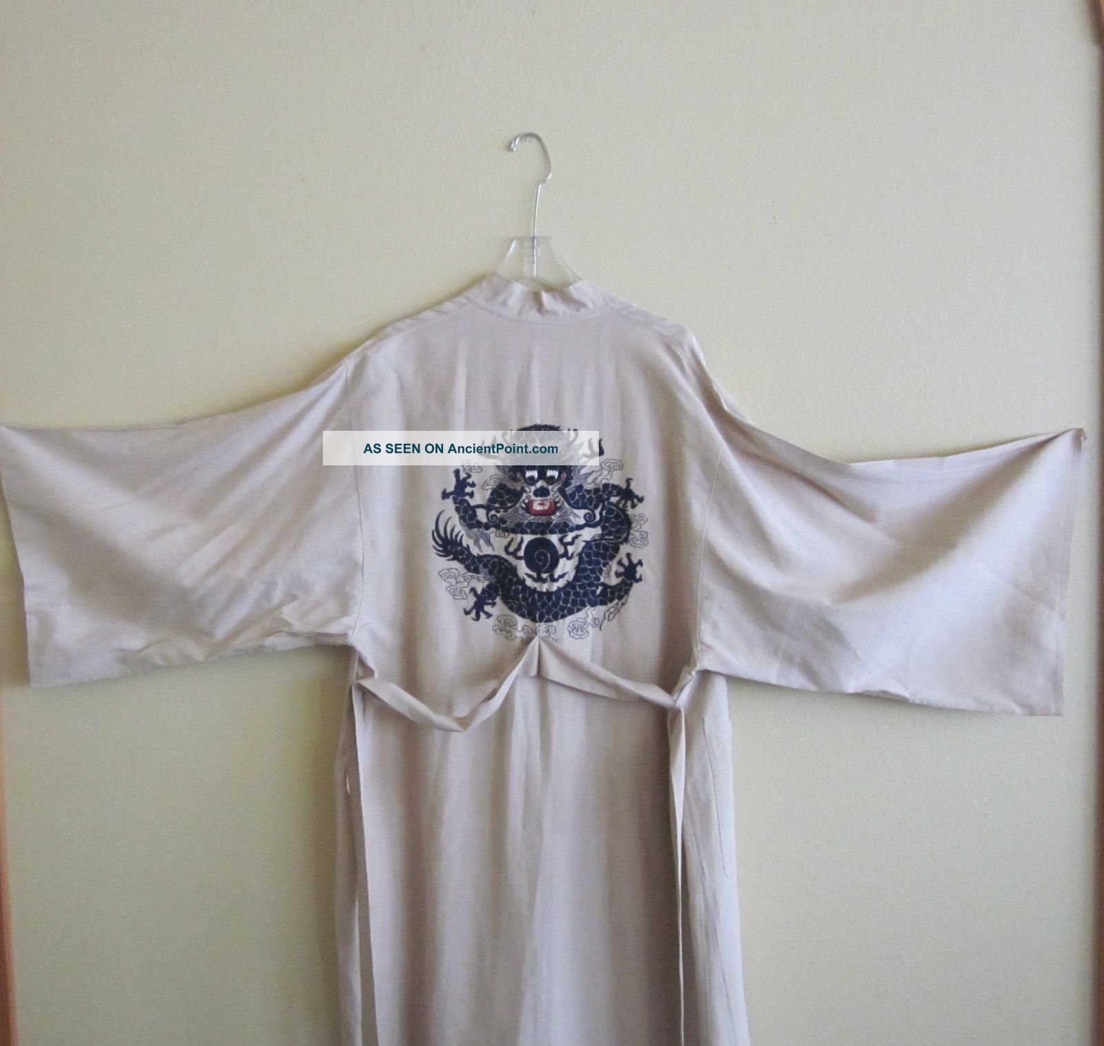 Antique Raw Silk Robe,  Made In Shanghai,  1920 ' S Dragon Motif Robes & Textiles photo