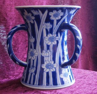 Good Antique Japanese Porcelain Fukagawa/hirado Large Loving Cup - photo