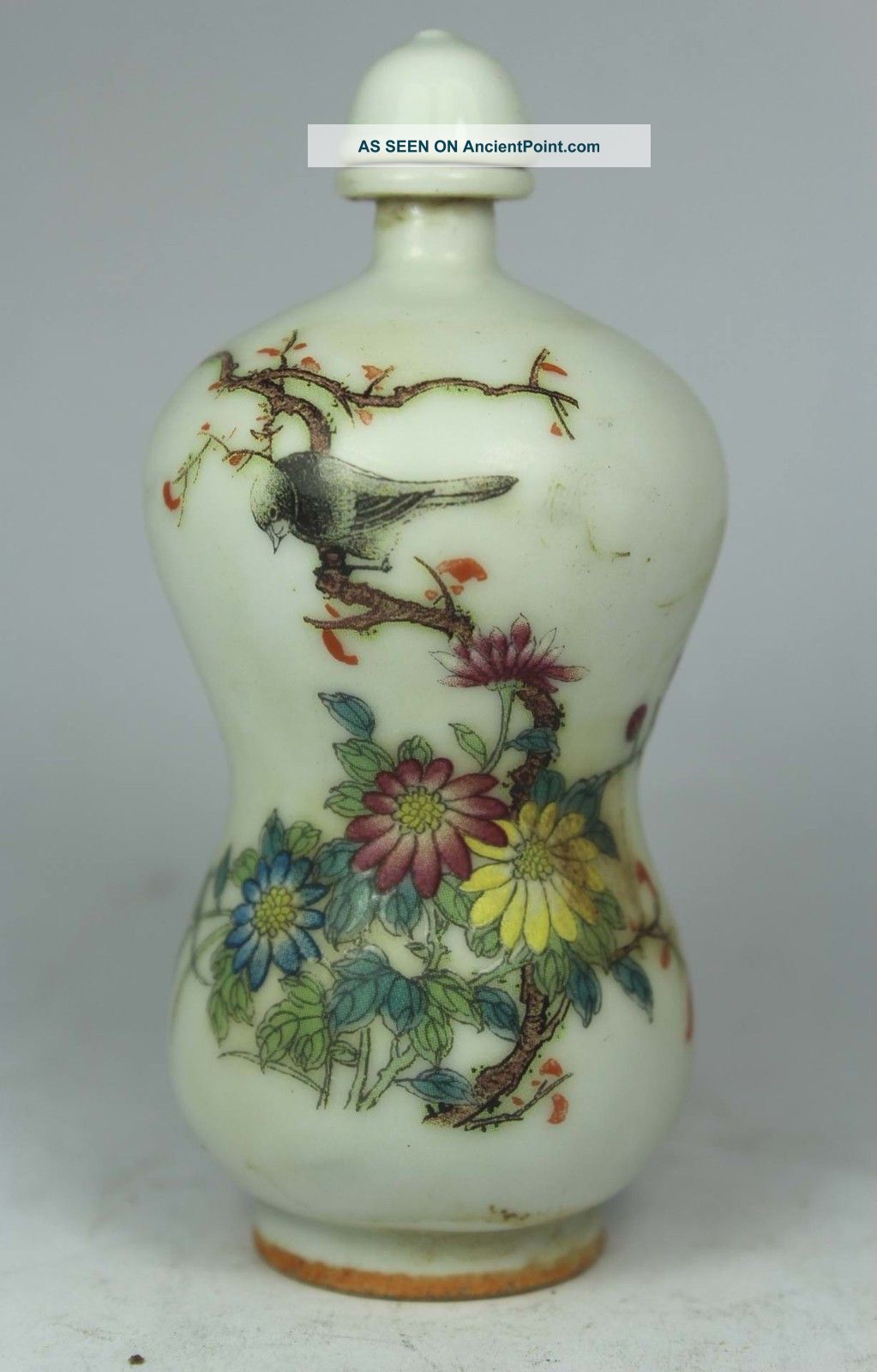 Chinese Old Porcelain Wonderful Handwork Painting Flower Snuff Bottle Snuff Bottles photo