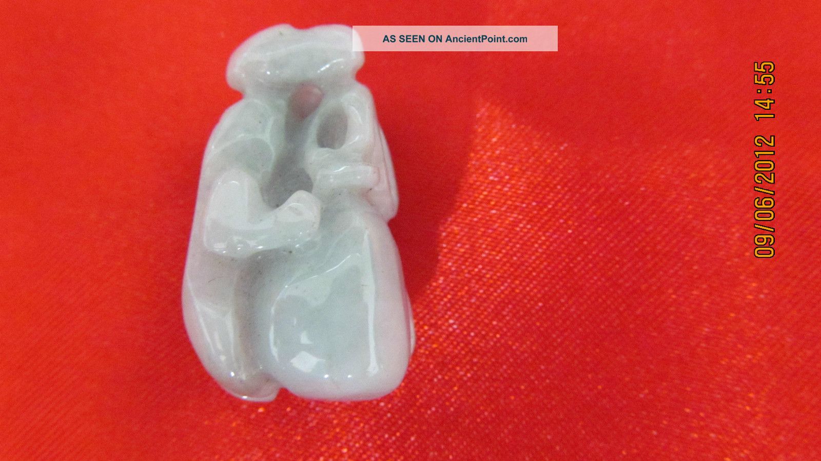 New Style Chinese Jade Necklaces & Pendants Caved Of Animal Design Other photo