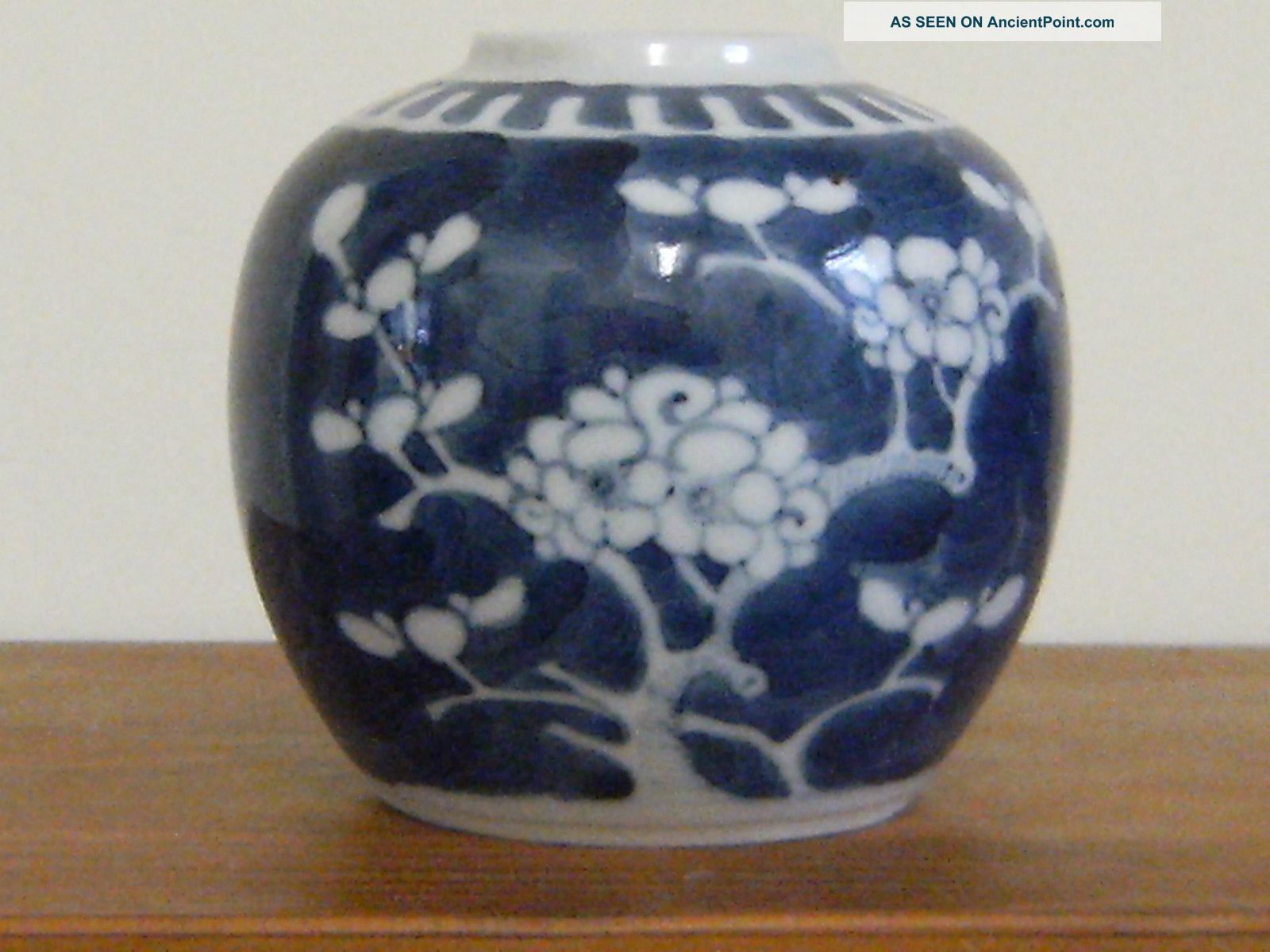 Small Blue Prunus Ginger Jar.  9cm.  Two Blue Rings Porcelain photo