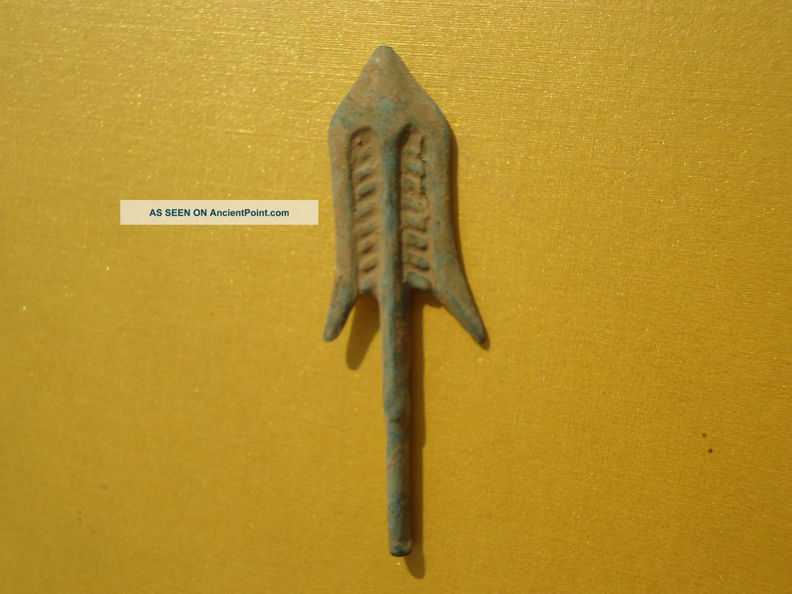 Chinese Old Copper Arrow China Gift Antique Bronze Work Of Art Vases photo