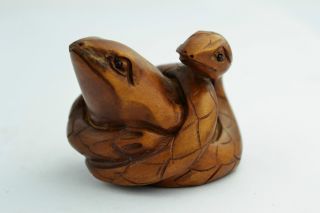 China Rare Collectibles Old Handwork Boxwood Carving Snake & Frog Netsuke +++++ photo
