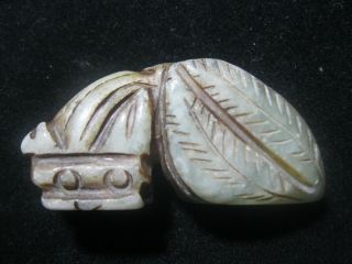 Antique Design Old Jade Pendant /carved Animal Cute Pendant photo