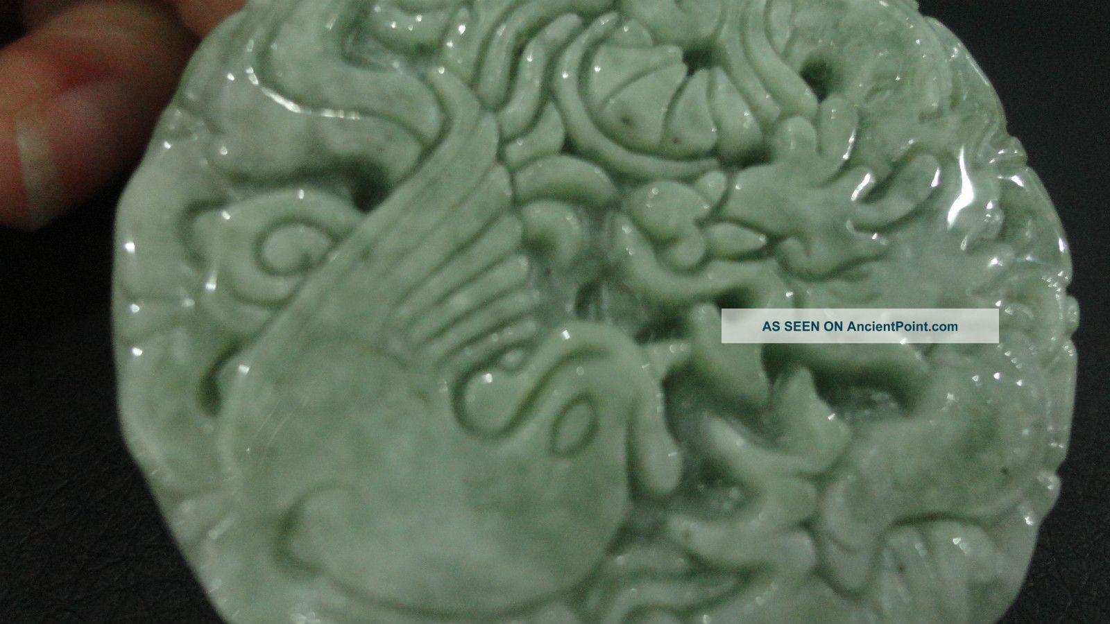 Chinese100%natural Oily Greengrade A Jade Jadeite Pendant/dragon&phoneix Dance/2 Necklaces & Pendants photo