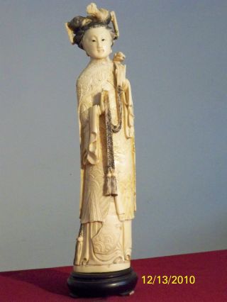 The Statues Of China Empress Dowager Cixi (慈禧太后牙雕 ） photo