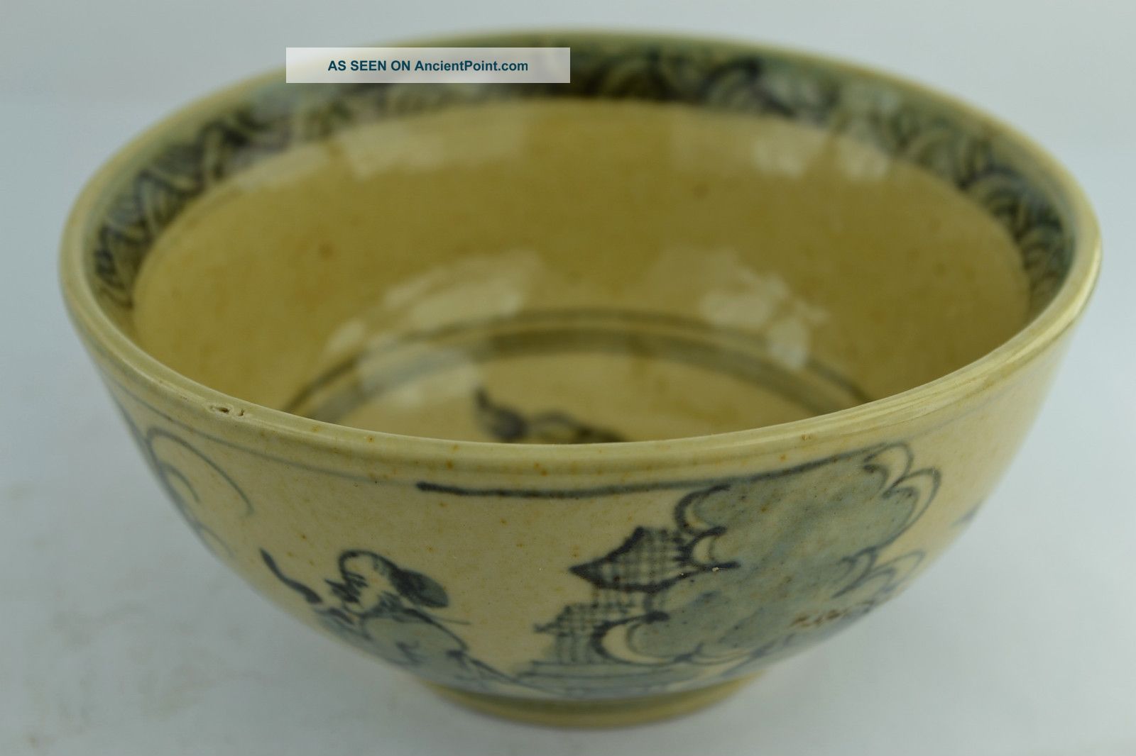 China Rare Collectible Old Handwork Porcelain Drawing Figure Wonderful Bowl Uncategorized photo