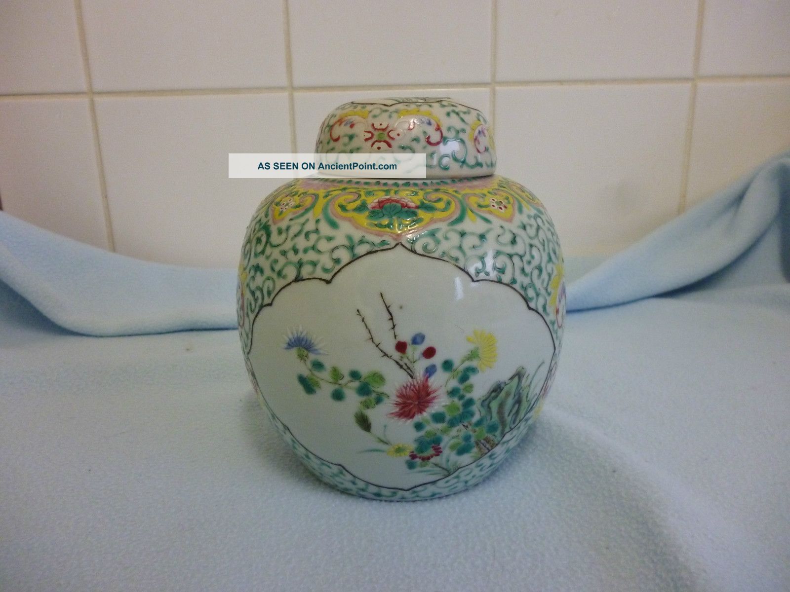 Antique Chinese Famille Rose Porcelain Ginger Jar Porcelain photo