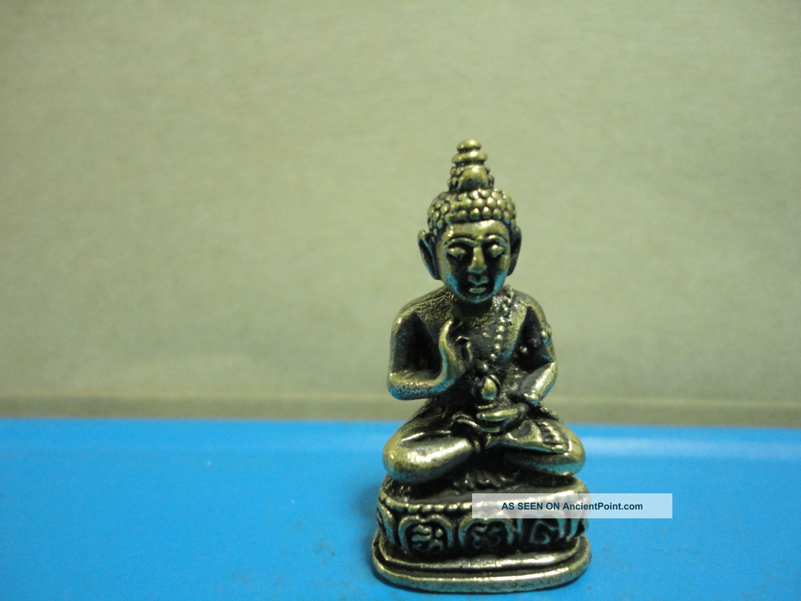 Holy Buddha Wealth Rich Lucky Charm Thai Amulet Amulets photo