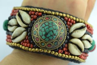 China Collectibles Old Tibet Handwork Coral Turquoise Elastic Exorcism Bracelet photo