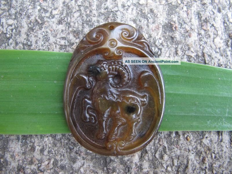 Chinese Folk Classical Jade Stone Carve Auspicious Zodiac Sheep Pendant 307 Reproductions photo