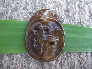 Chinese Folk Classical Jade Stone Carve Auspicious Zodiac Sheep Pendant 307 photo