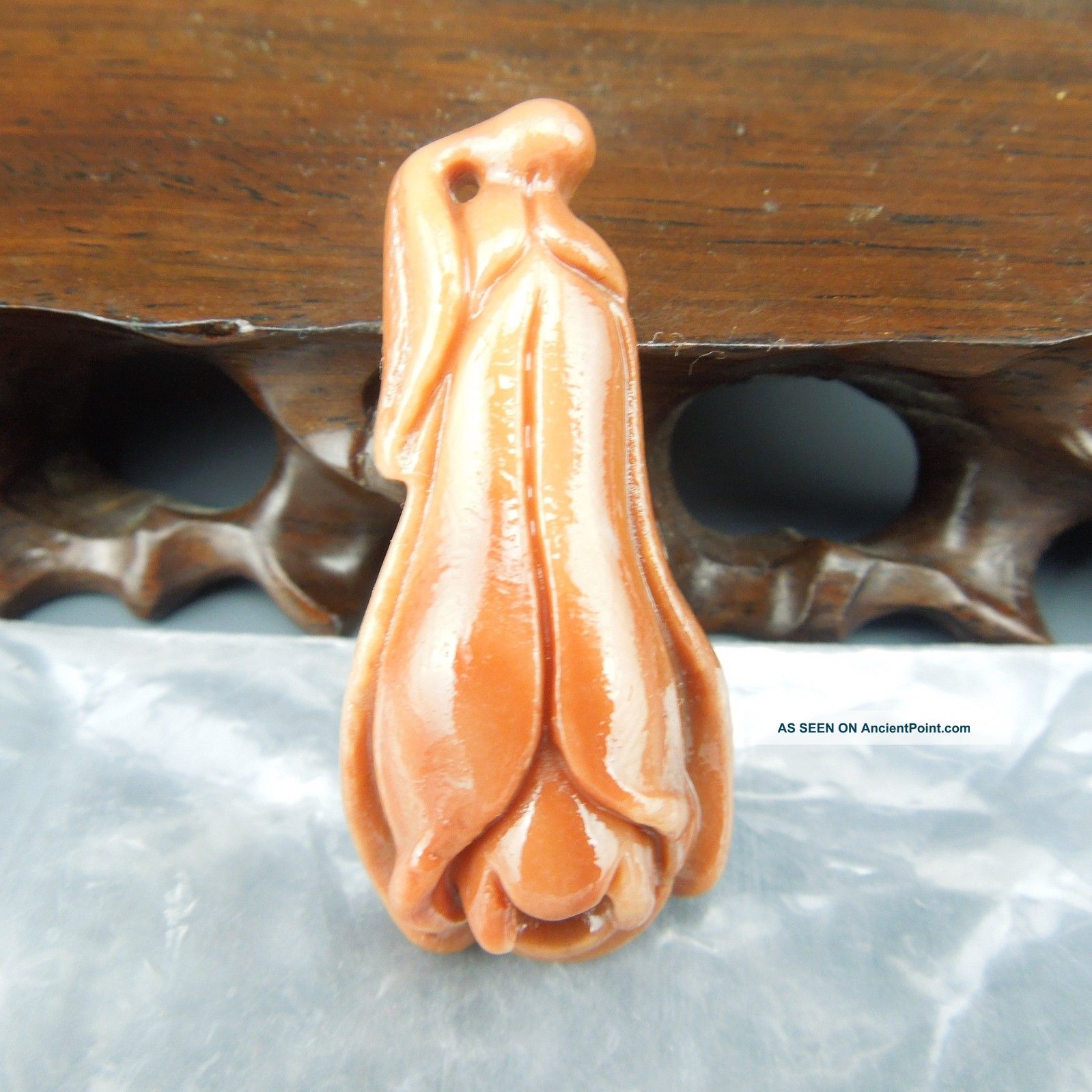 Golden Apricot Jade Carving Of Albizia Julibrissin Pendant Nr Amulets photo