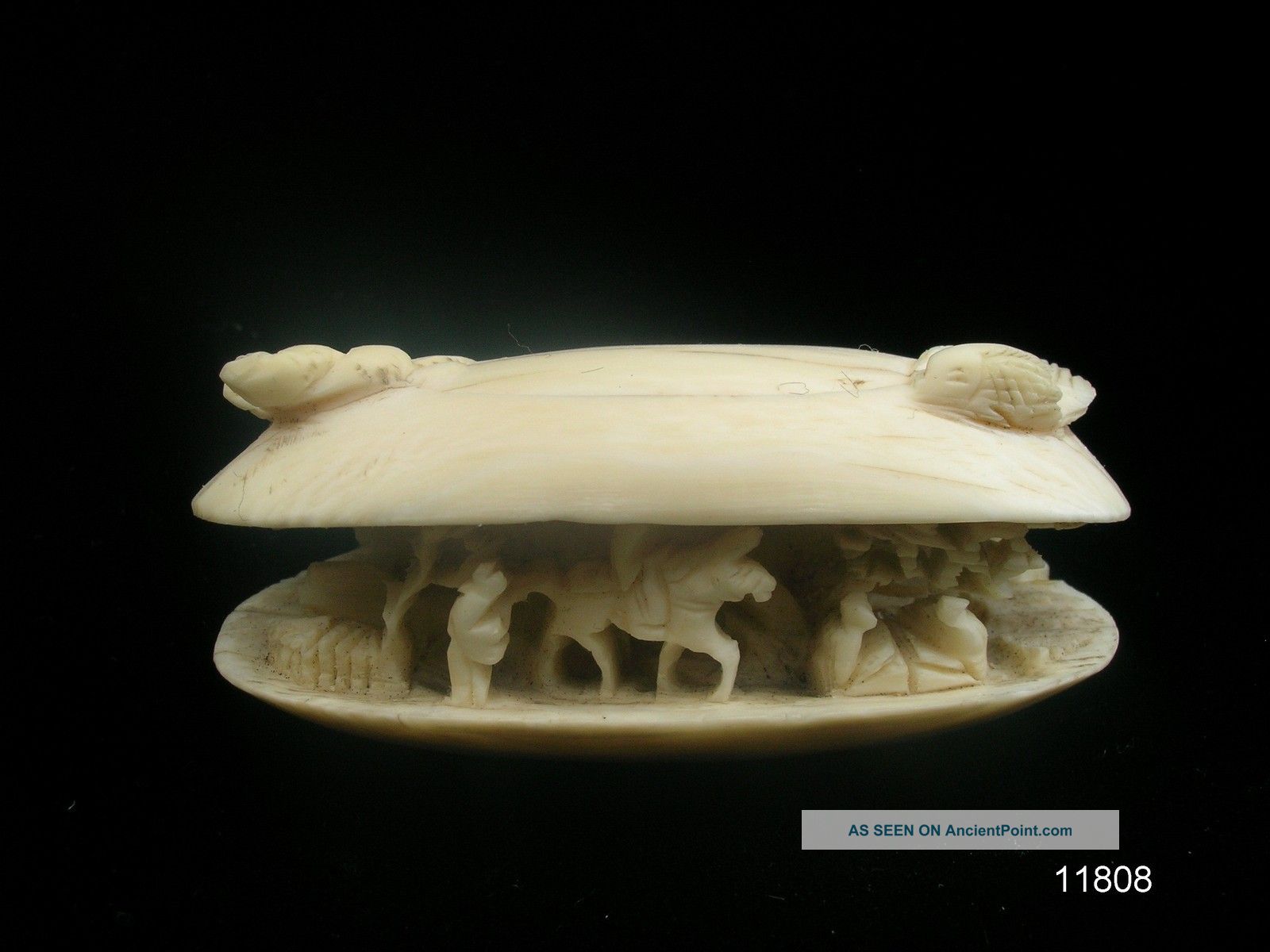 19th Century Meiji Period Bone Okimono Netsuke Of A Clam ' S Dream Netsuke photo
