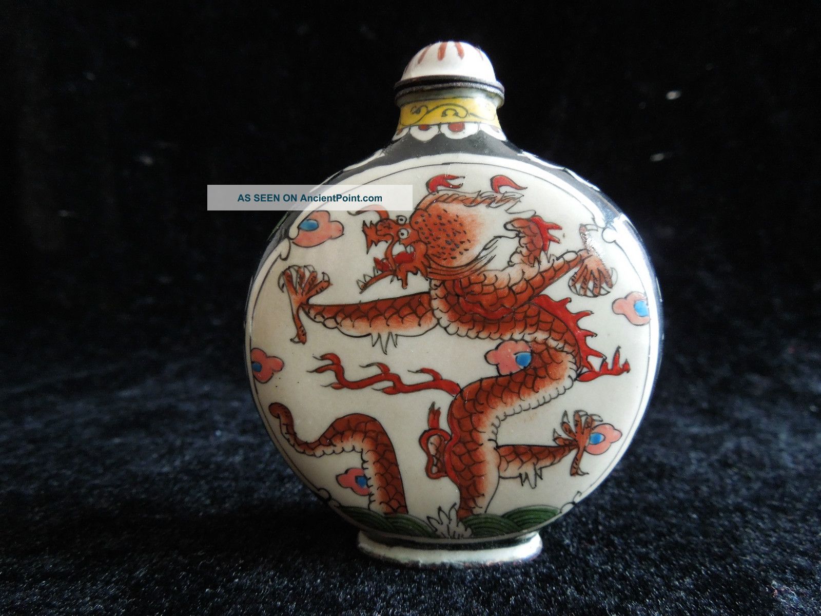 Chinese Qing Dynasty Qianlong Year Porcelain Red Dragon Snuff Bottle Snuff Bottles photo
