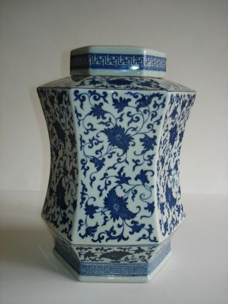 Vintage Chinese Blue & White Hexagon Porcelain Covered Pot photo