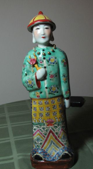 Antique Chinese Porcelain Figurine photo