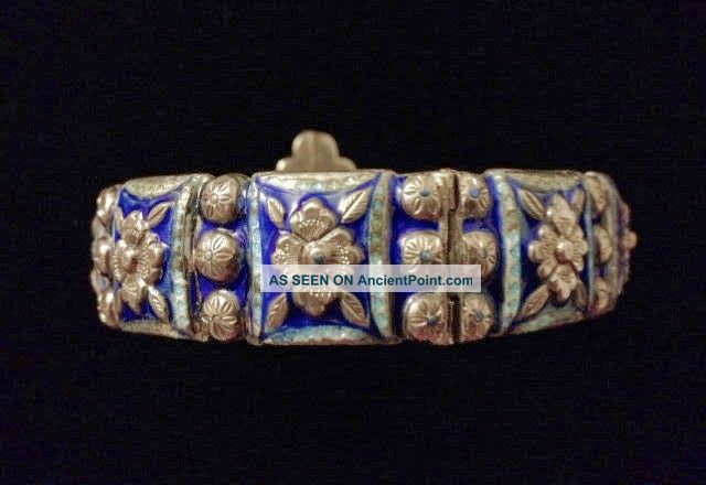 Antique Chinese Sterling Silver Repousse Enamel Hinged Floral Bracelet Bracelets photo