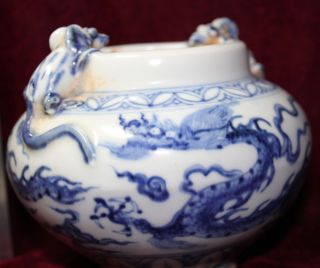 China ' S Rare Elegant Old Vase photo