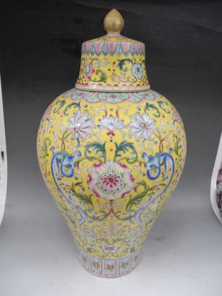 Chinese Famille Rose Gilt Porcelain Vase photo